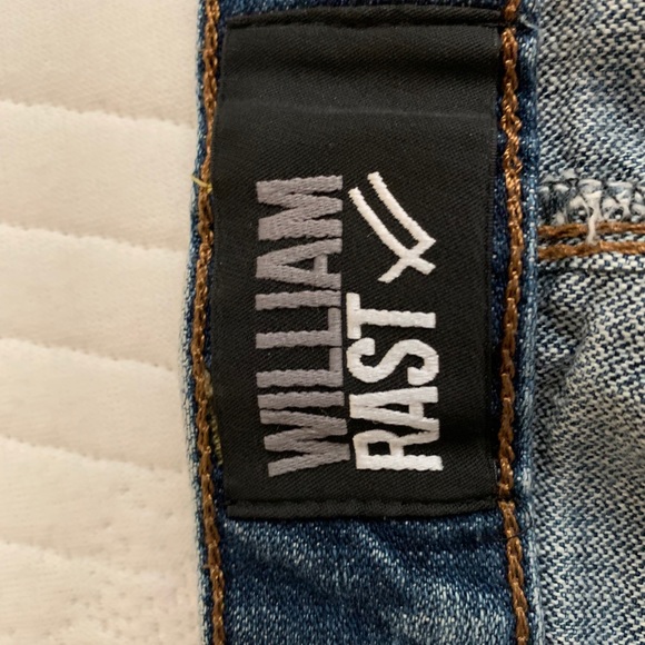 Jeans - Picture 2 of 3